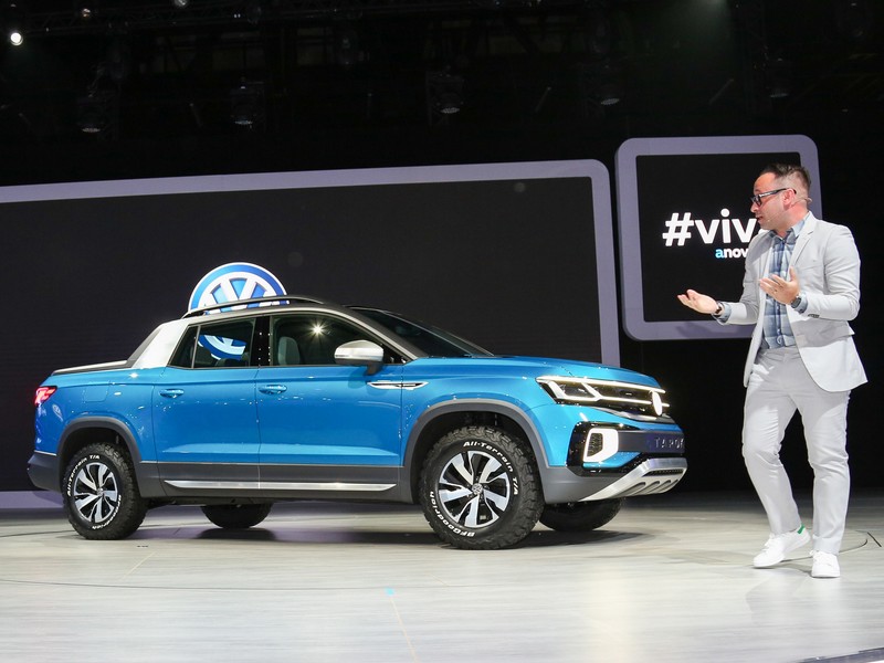 Volkswagen vidí potenciál v kompaktním pick-upu